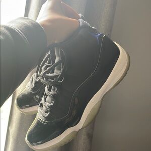 Jordan 11 Space Jam